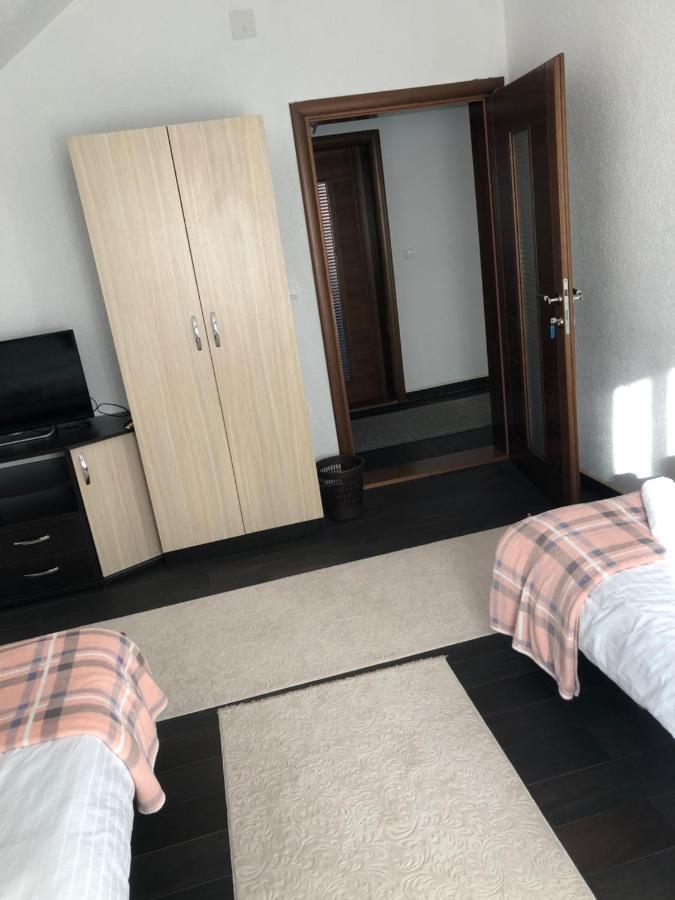 Apartmani Ambiente Plav Buitenkant foto
