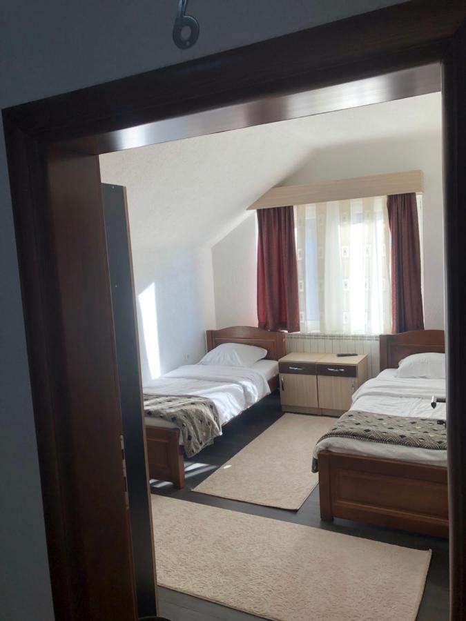 Apartmani Ambiente Plav Buitenkant foto