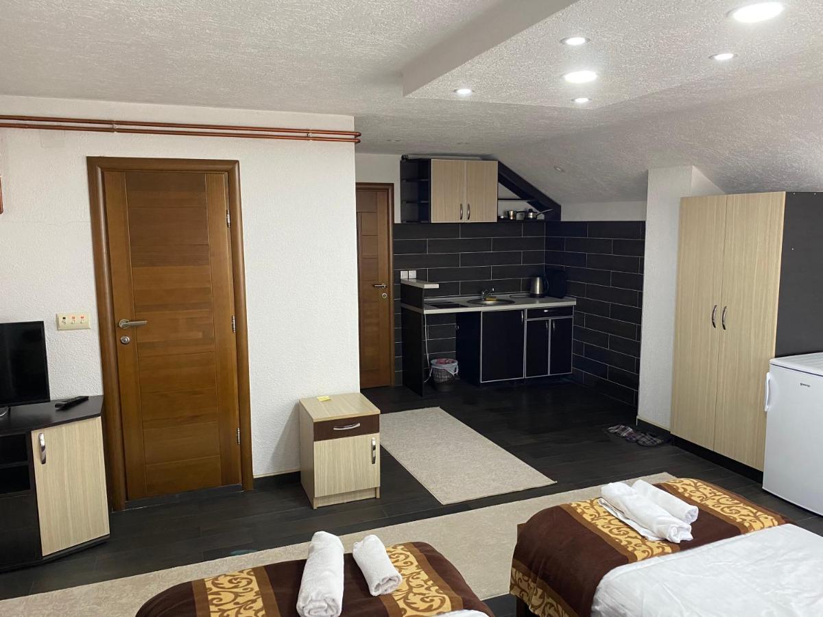 Apartmani Ambiente Plav Buitenkant foto