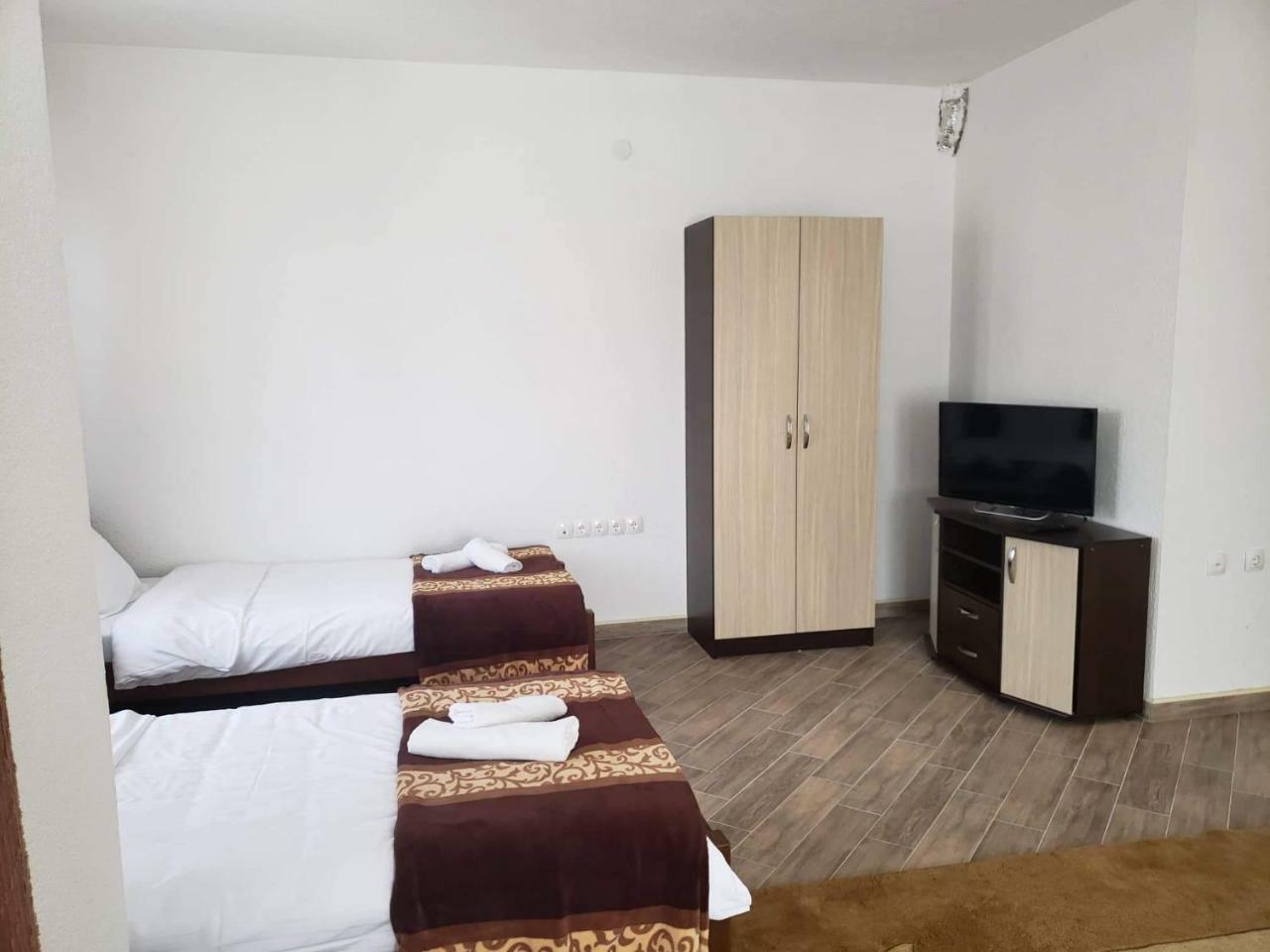 Apartmani Ambiente Plav Buitenkant foto