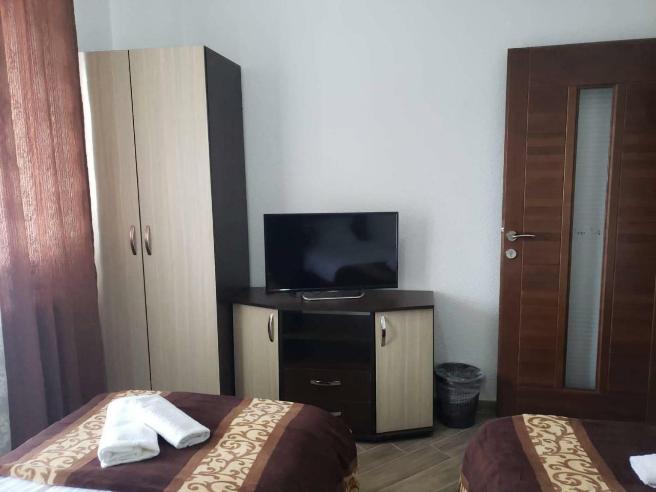 Apartmani Ambiente Plav Buitenkant foto