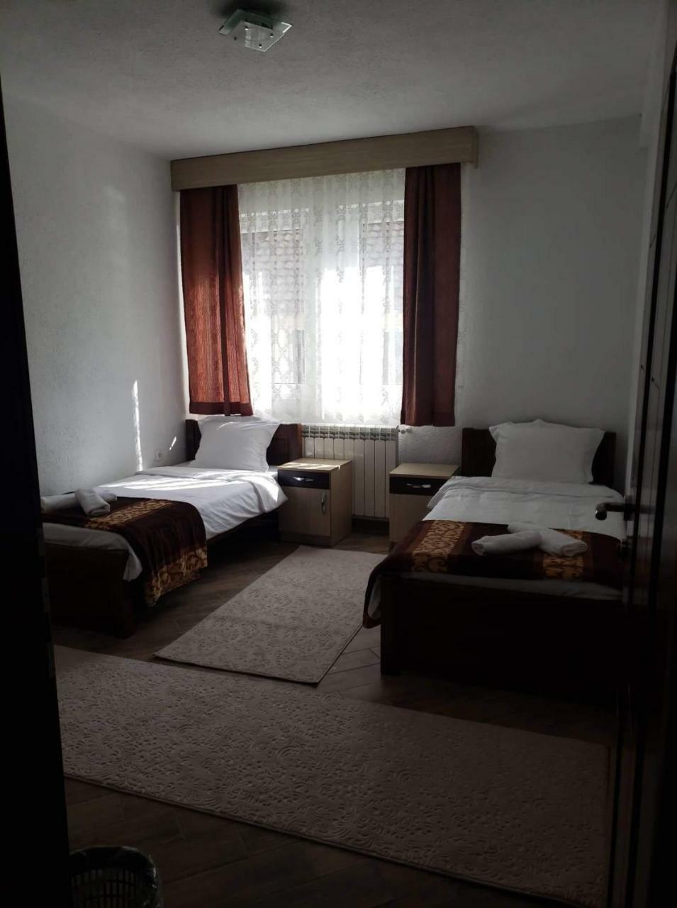 Apartmani Ambiente Plav Buitenkant foto